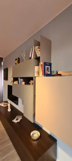 Composizione per il living modello At124 di Tomasella a prezzo scontato