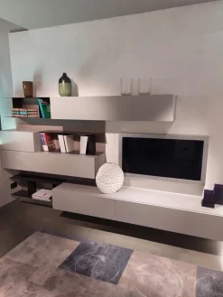 Composizione per il soggiorno modello Day sospeso di Orme a prezzo scontato