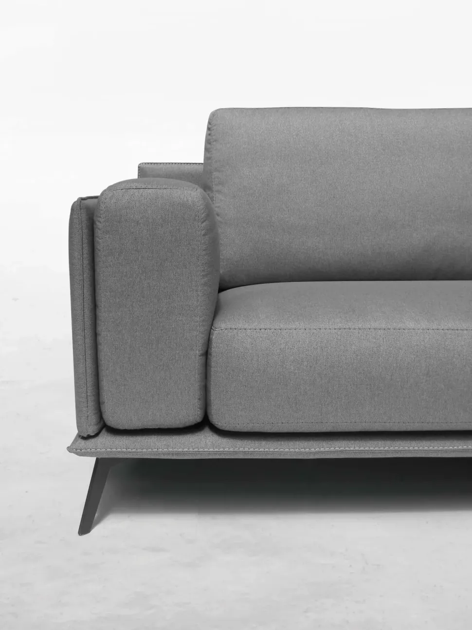 Divani letto con penisola Grace Collezione esclusiva a PREZZO OUTLET scontato del 40%