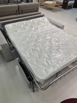 Divano 208 in Tessuto non sfoderabile  di Artigianale scontato 30%