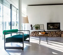 Divano 3 posti Magis a prezzo outlet scontato del 65%. Acquista sull'ecommerce!