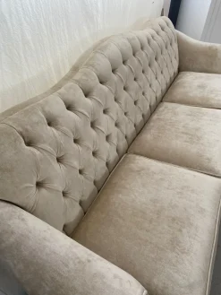 Divano Chanel pronta consegna Md work a prezzo ribassato