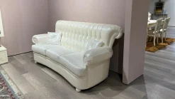 Divano classico ecopelle Lisa di Artigianale con sconto del - 71%