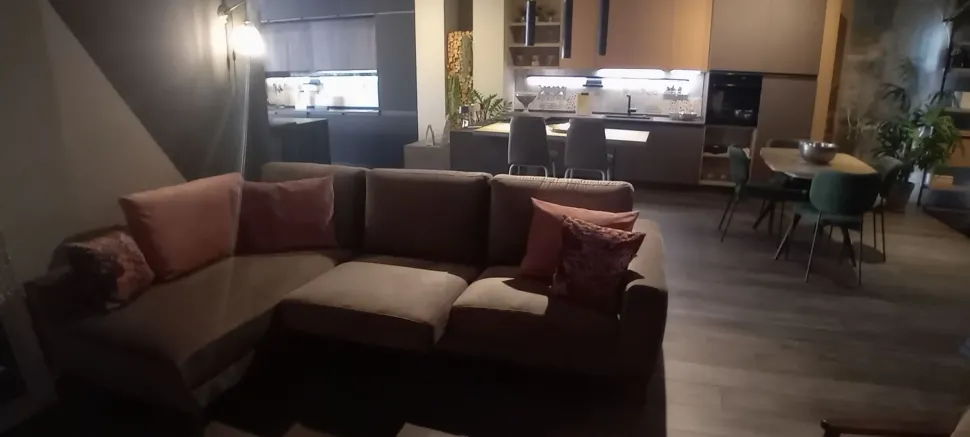 Divano Con penisola modello Peppy di Samoa con forte sconto