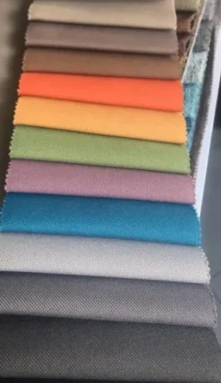 Divano con penisola modello Divano penisola reversibile tessuto anti macchia di Md work in offerta