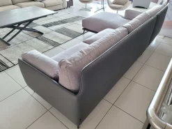 Divano con penisola tessuto in misto piuma Ditre italia a prezzo Outlet