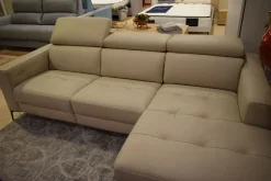 Divano da 4 posti modello Matt di Collezione esclusiva scontato