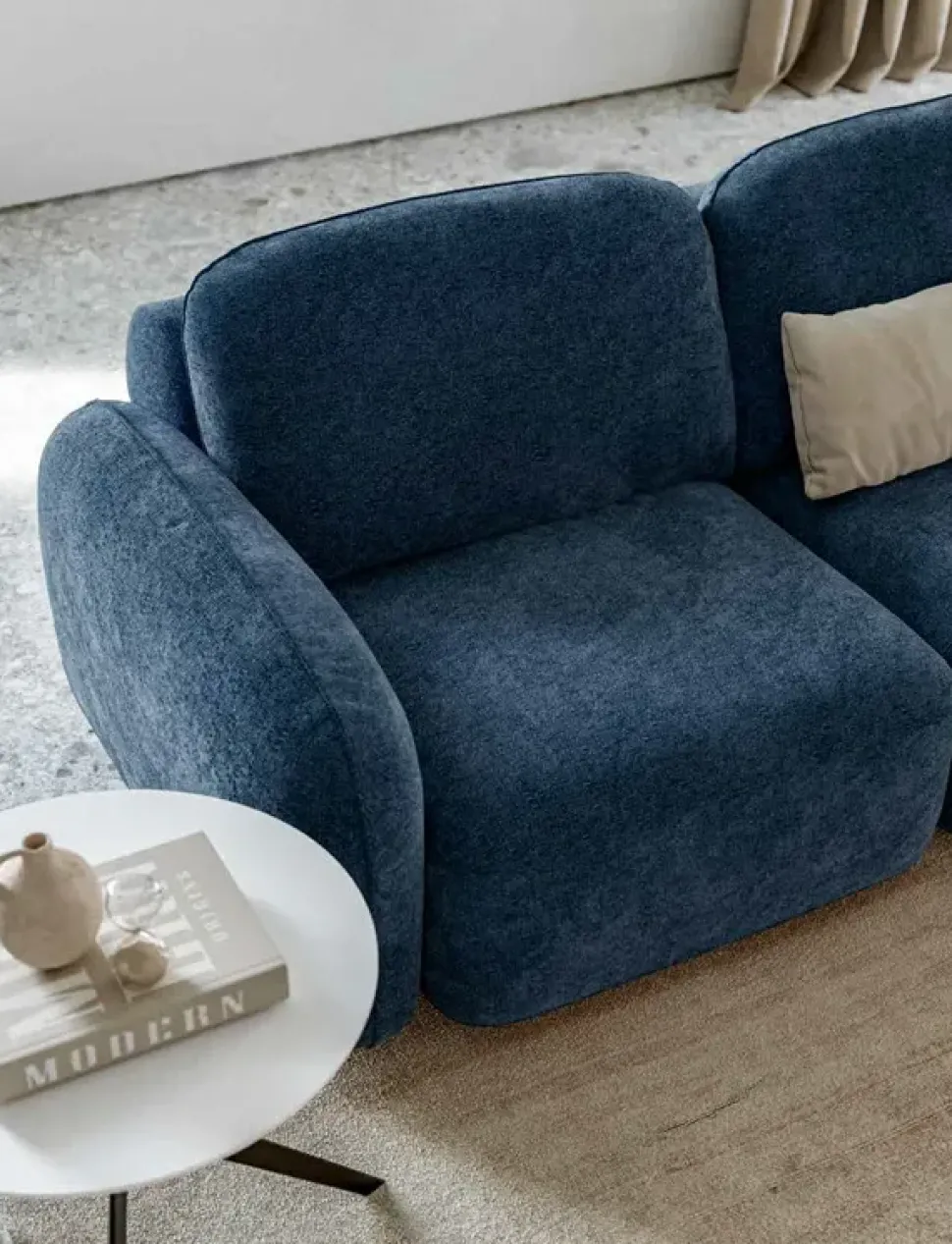 Divano da 4 posti modello Susa di Le comfort scontato