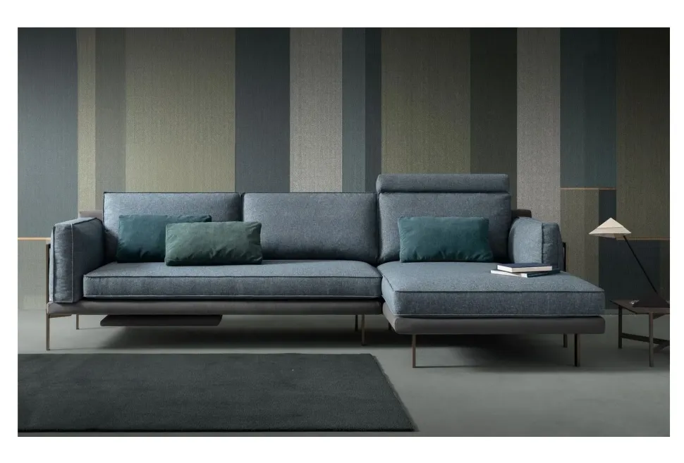 Divano da 4 posti modello Madison di Samoa scontato