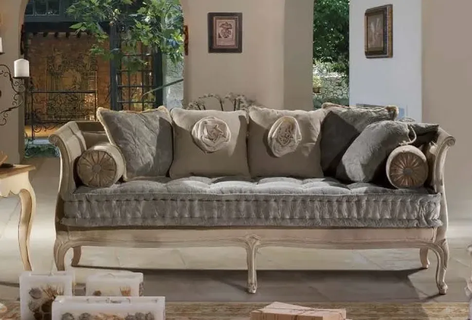 Divano Divano duca completo diversi rivestimenti Md work in Offerta Outlet