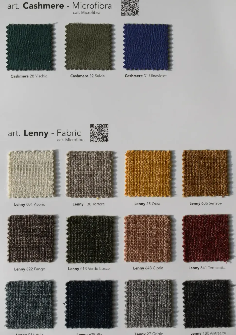 Divano Divano modello piper in Tessuto non sfoderabile di Collezione esclusiva scontato 40%