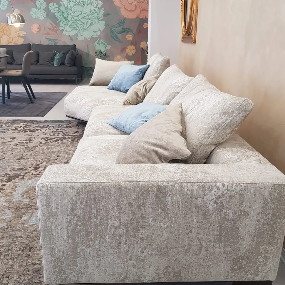 Divano Easton Desirèe con forte sconto