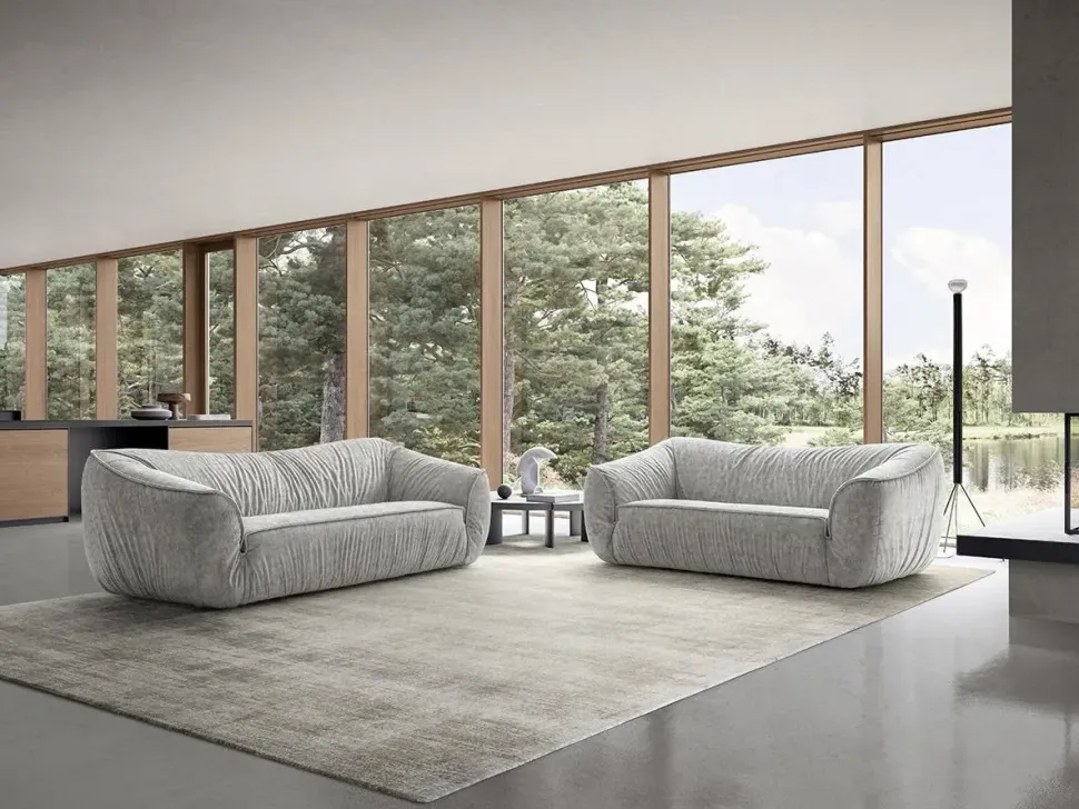 Divano Float tessuto in poliuretano Felis a prezzo scontato