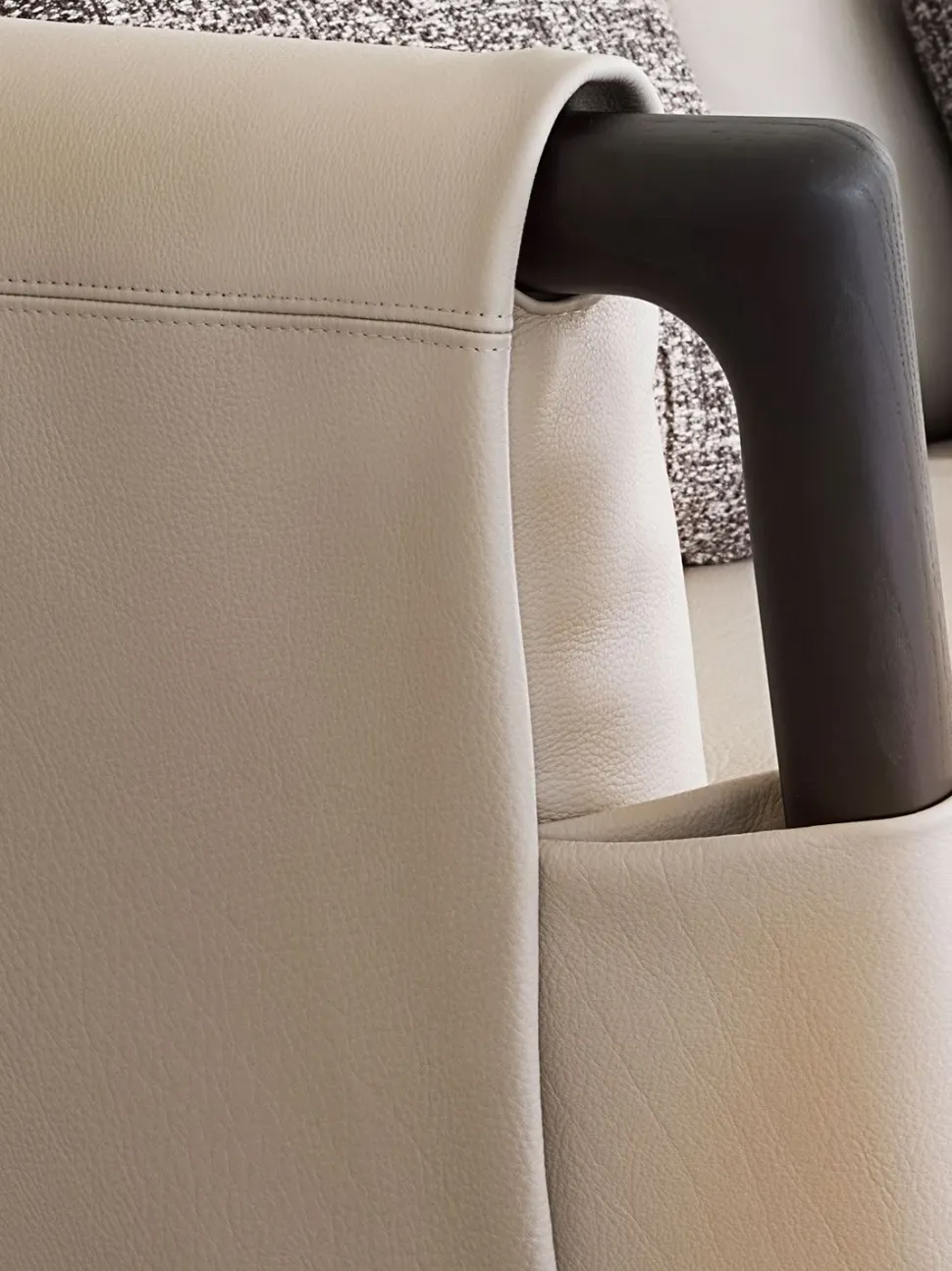 Divano Gaudì in stile Design Con schienale a prezzi outlet