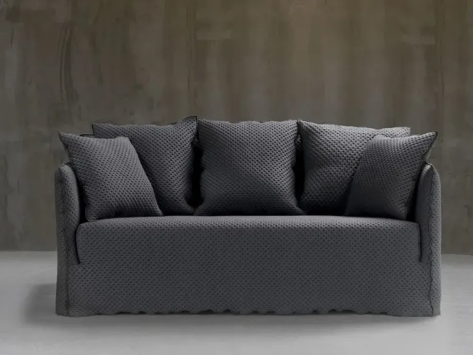 Divano Ghost 10 di Gervasoni, 2 posti. Prezzo speciale. Comfort assicurato.