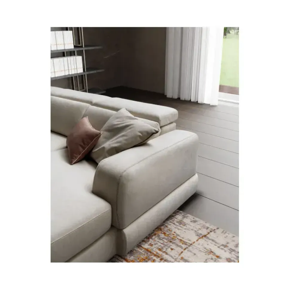 Divano Graffiti in Tessuto Le comfort a prezzo scontato