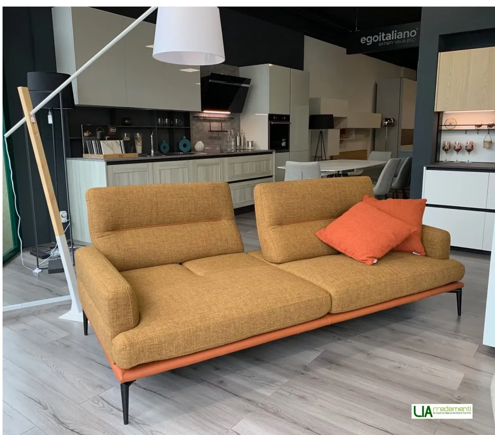 Divano in Microfibra stile moderno modello Feng° scontato - 35%