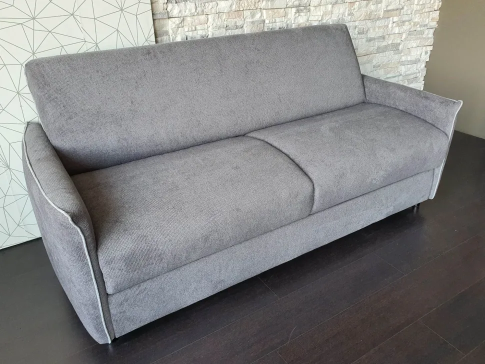 Divano in Pelle stile moderno modello Giotto scontato - 35%