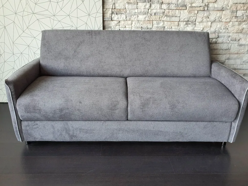 Divano in Pelle stile moderno modello Giotto scontato - 35%