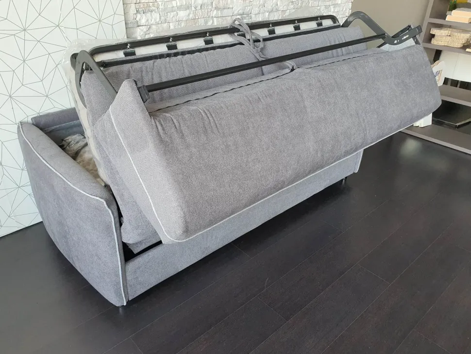 Divano in Pelle stile moderno modello Giotto scontato - 35%