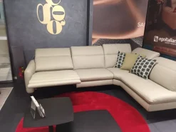 Divano in Pelle stile moderno modello Dusk scontato - 35%