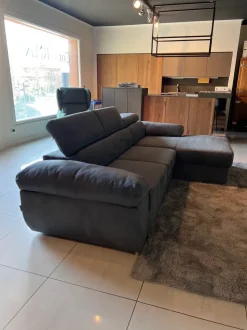 Divano in Tessuto stile moderno modello Divano nuovo scontato - 47%