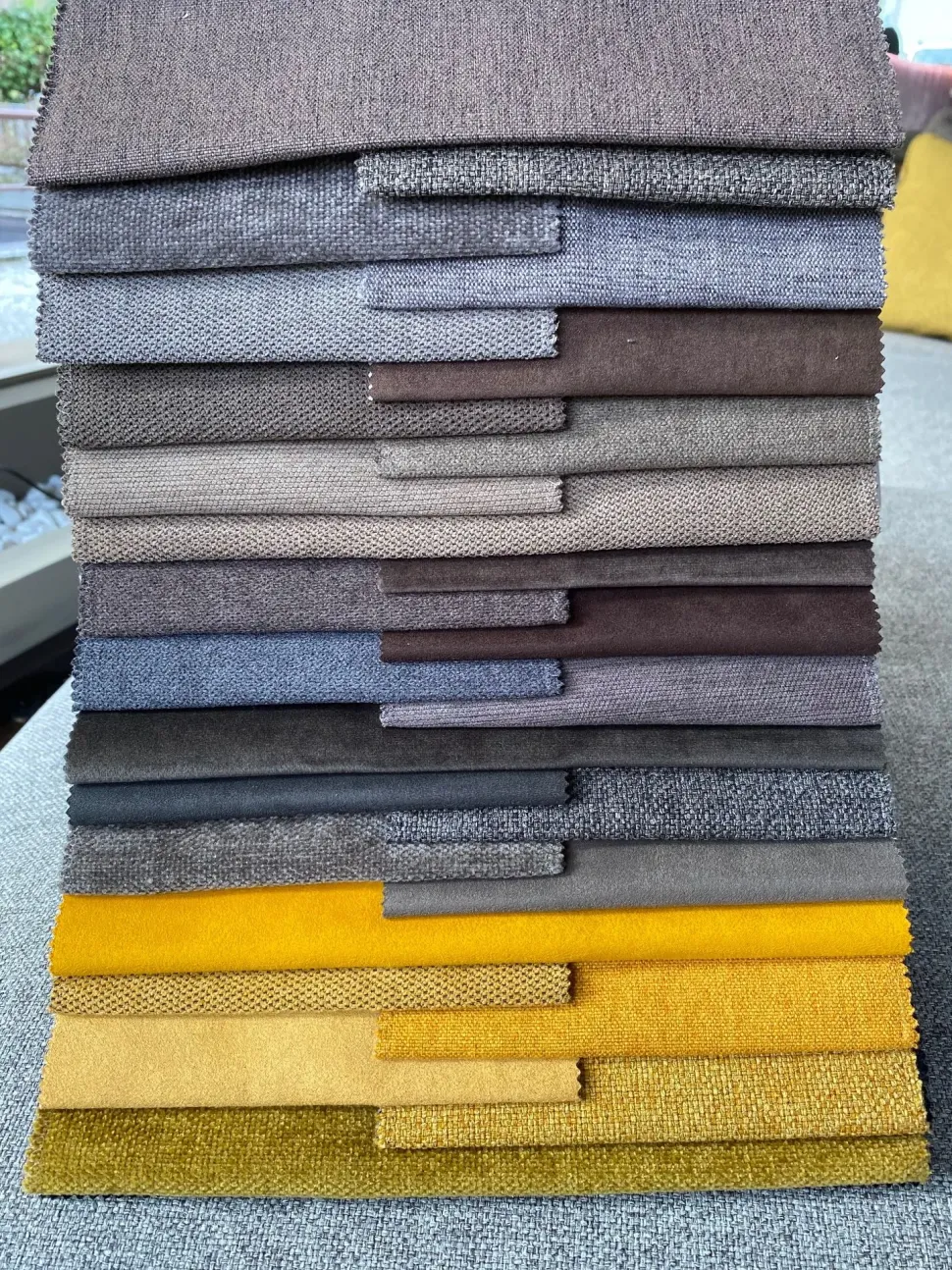 Divano in Tessuto stile moderno modello Baltimora scontato - 30%