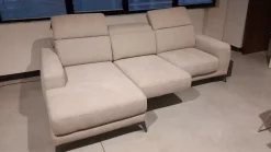 Divano Kris di Rosini in stile moderno a prezzo scontato