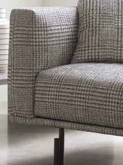 Divano Lineare a 3 posti Binario di Flou: prezzo su richiesta