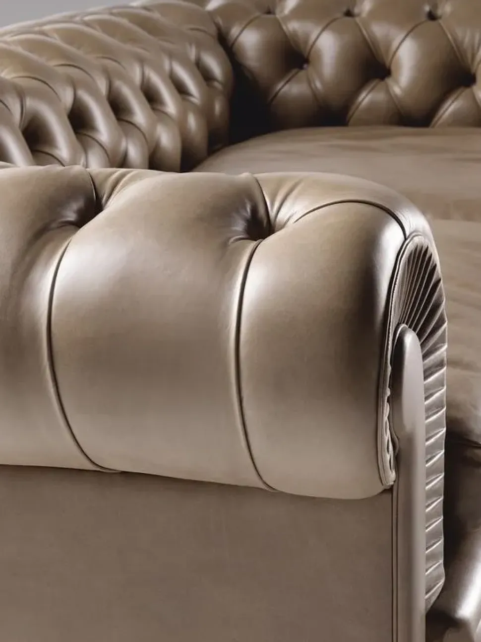 Divano Lineare a 3 posti Chester one di Poltrona frau: prezzo su richiesta