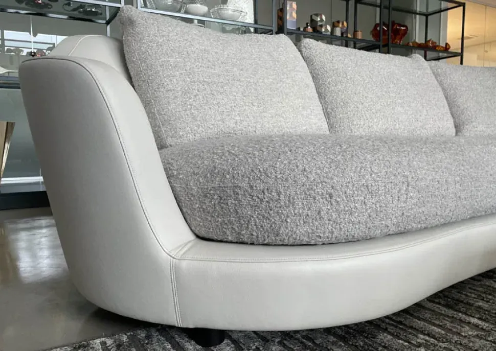 Divano Lineare Duo Poltrona frau ad un prezzo imperdibile