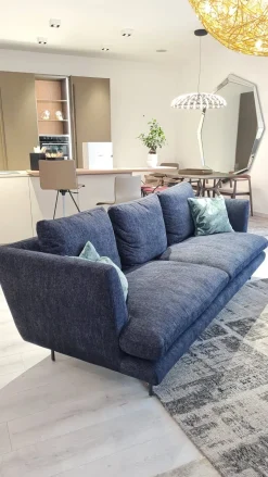 Divano lineare Lars Bonaldo ad un prezzo imperdibile