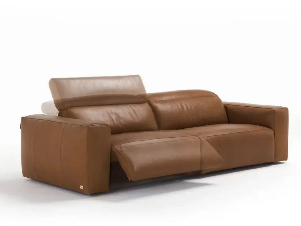 Divano Lineare modello Beverly di Egoitaliano con forte sconto