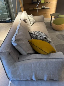 Divano Lineare modello Loll 12 di Gervasoni a prezzi outlet