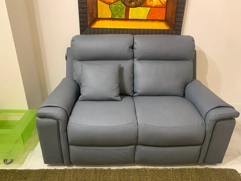 Divano lineare modello Refrain di Artigianale a prezzi convenienti