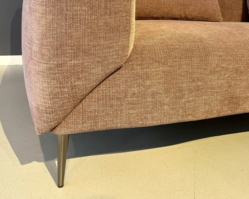 Divano Lineare Spin di Samoa a prezzo scontato