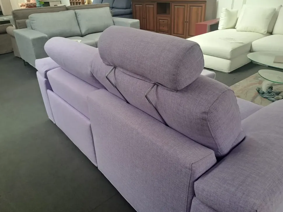 Divano lineare Touch di Samoa a prezzo scontato