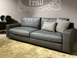 Divano Massimosistema in Pelle Poltrona frau a prezzo scontato