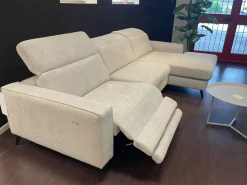 Divano Mod christopher in Tessuto sfoderabile  di Le comfort scontato 50%
