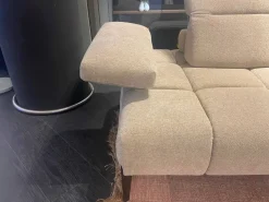 Divano moderno modello Skyline scontato