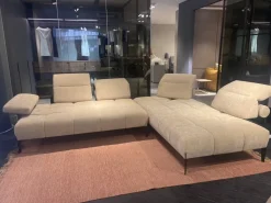 Divano moderno modello Skyline scontato