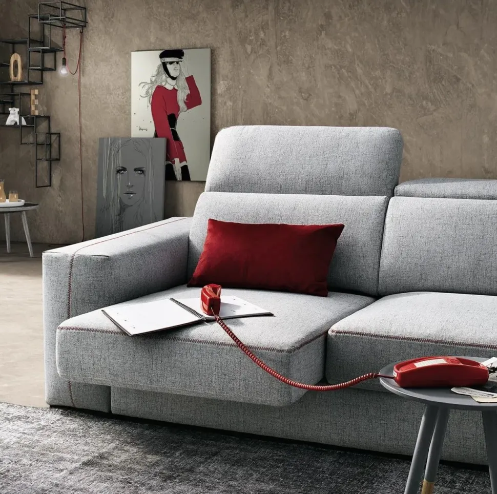 Divano moderno tessuto Astor di Le comfort con sconto del - 35%