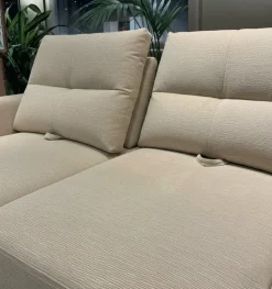 Divano moderno tessuto Extro divano 2 posti maxi di Mobilificio bellutti con sconto del - 44%