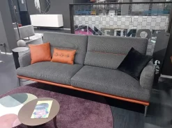 Divano moderno tessuto Feng di Egoitaliano con sconto del - 35%