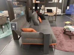 Divano moderno tessuto Feng di Egoitaliano con sconto del - 35%