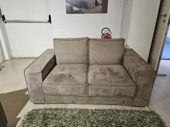 Divano Morbidone Artigianale in Tessuto a 550€