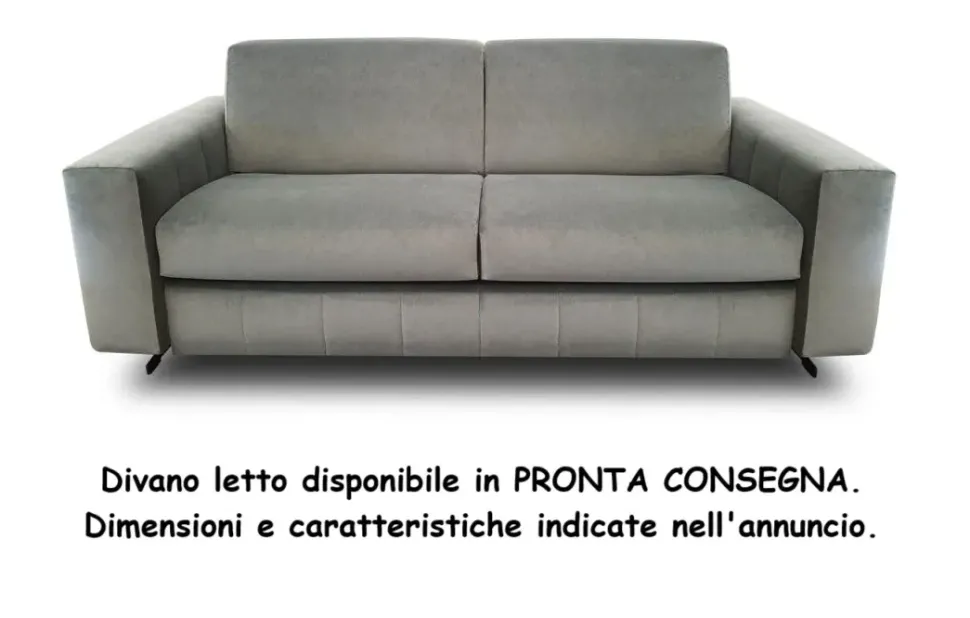 Divano Nixon in Tessuto Felis a prezzo ribassato