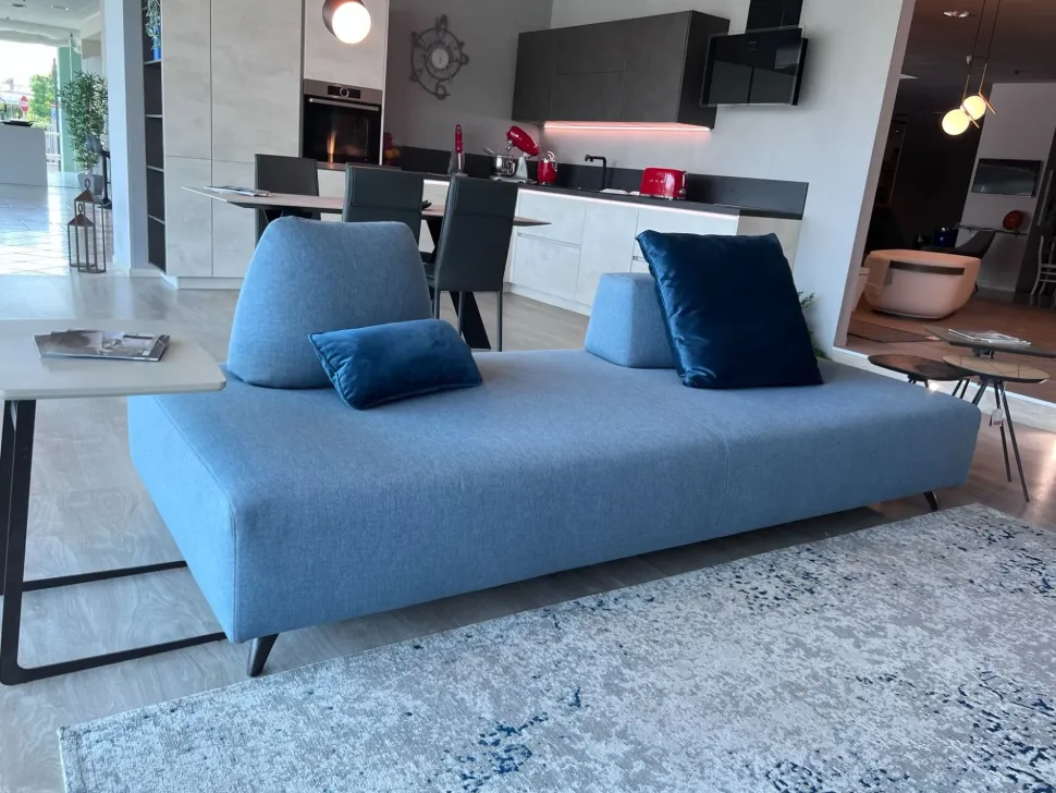 Divano Simply Doimo salotti a PREZZO OUTLET scontato del 36%