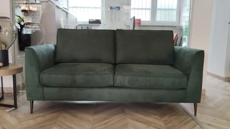 Divano Still tessuto in poliuretano Samoa a prezzo scontato