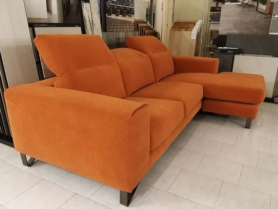 Divano Zippy in Tessuto Samoa a prezzo ribassato